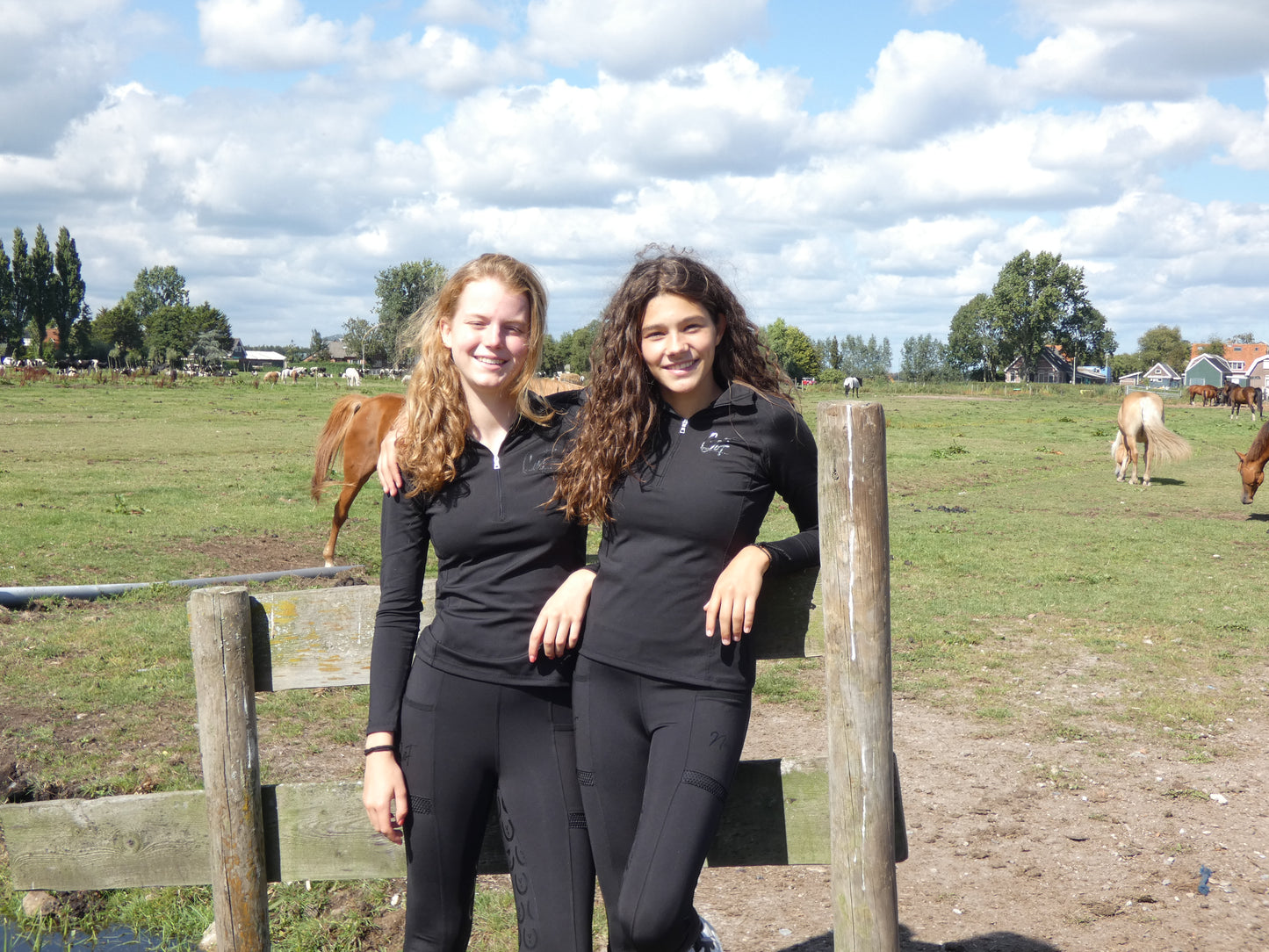 Noor Longsleeve Zwart — Rijshirt met lange mouw